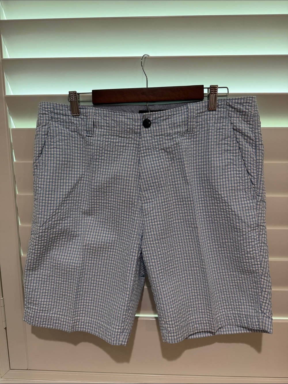 Tommy Hilfiger Blue Gingham Flat-Front Seersucker Shorts